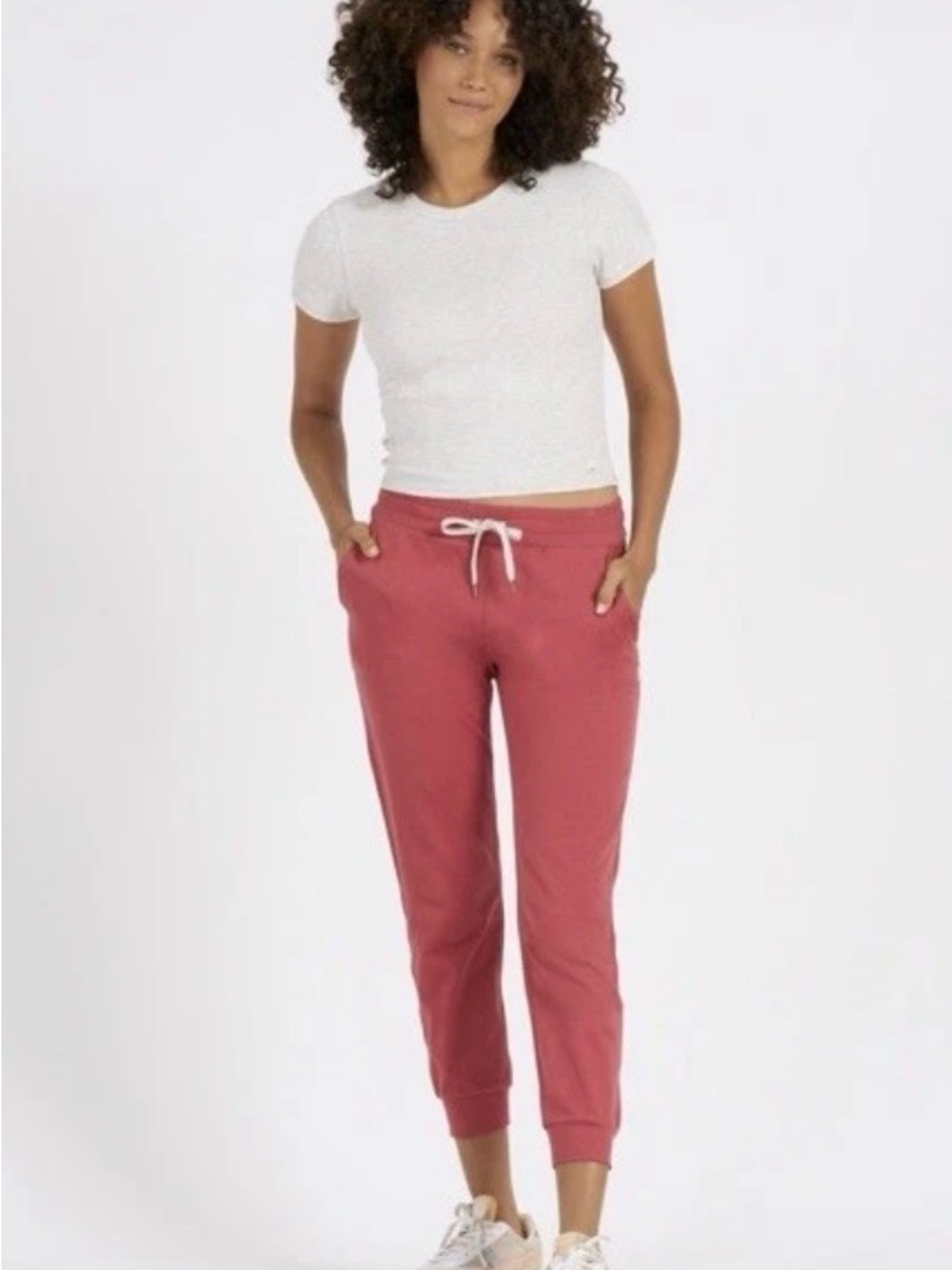 25. Vuori Rose performance Jogger Pants